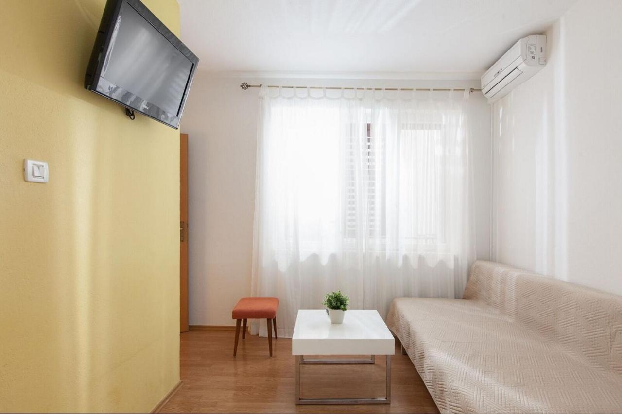 Apartments Agneza Tučepi Esterno foto
