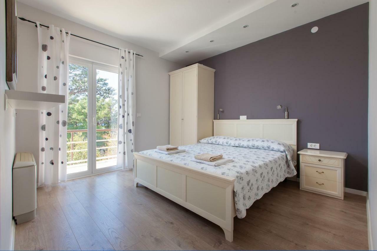 Apartments Agneza Tučepi Esterno foto